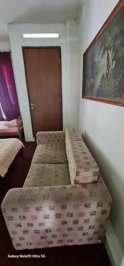 Homestay Triniti Лембанг Экстерьер фото